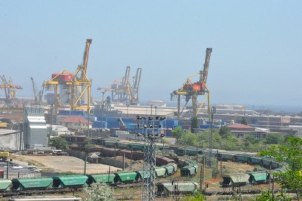Portul Constanţa - poartă de acces pentru mărfurile egiptene